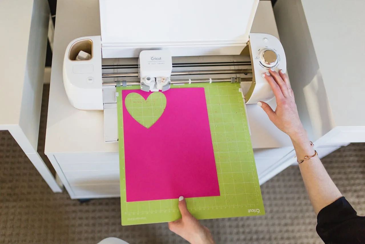 How to Make Cricut Mat Sticky Again (Step-by-Step Guide) how to make cricut mat sticky again