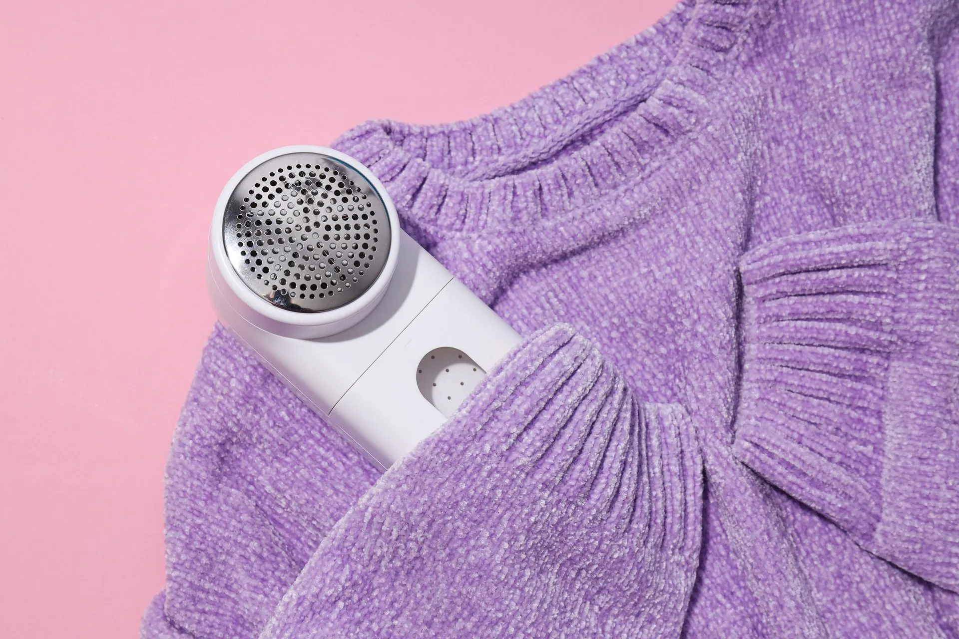 how to remove lint from clothes fast