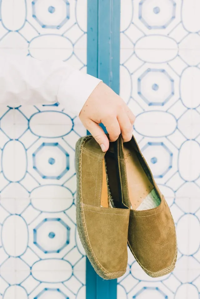 8 ways to clean shoes without washing